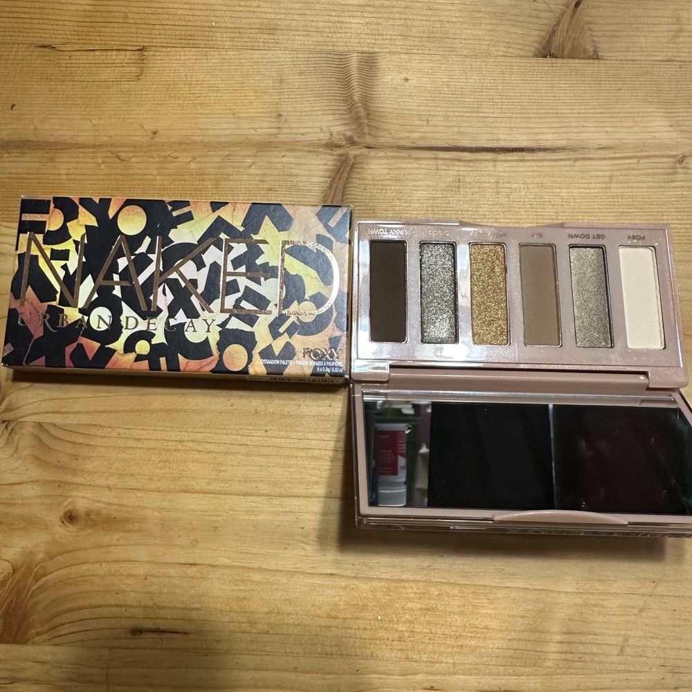 NIB Urban Decay Foxy Pallet